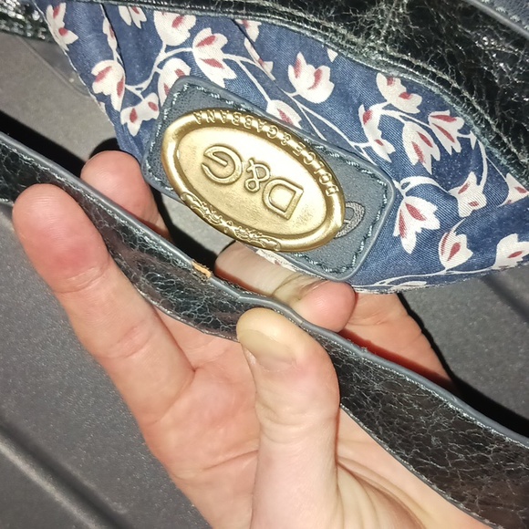 Dolce & Gabana purse - Picture 4 of 4